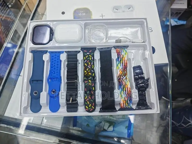 i20 Watch + Earbuds