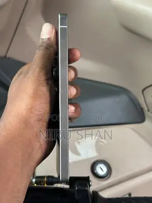 Samsung Galaxy S25 Ultra (Used)