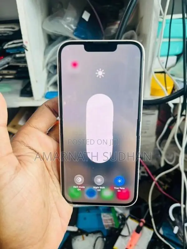 Apple iPhone 13 (Used)