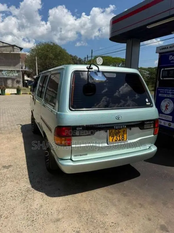 Toyota Townace Lotto CR27 1995 Van (Used)
