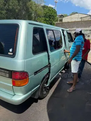 Toyota Townace Lotto CR27 1995 Van (Used)