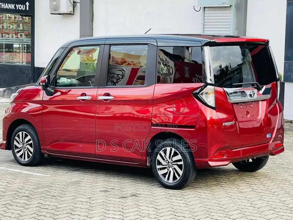 Toyota Roomy Custom G 2025 Car Brand New