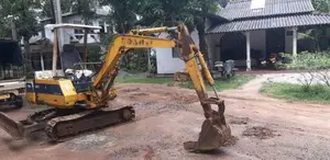 Komatsu 30 2010 Heavy-Duty (Used)