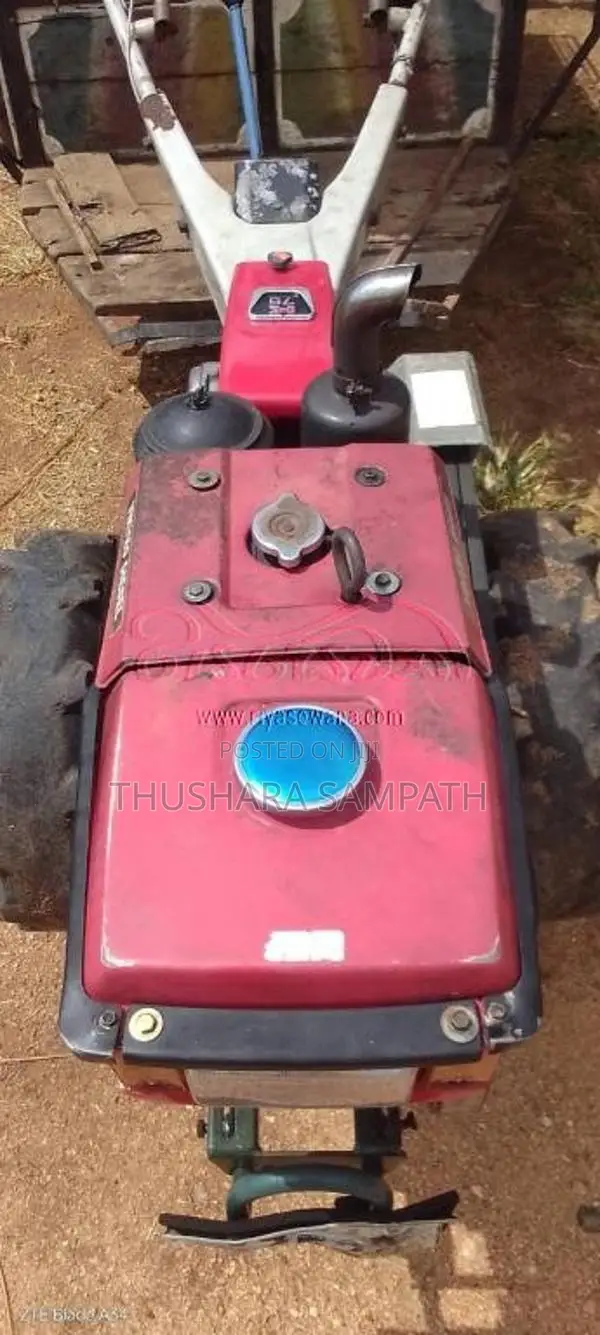 Kubota RV80 2015 Tractor (Used)