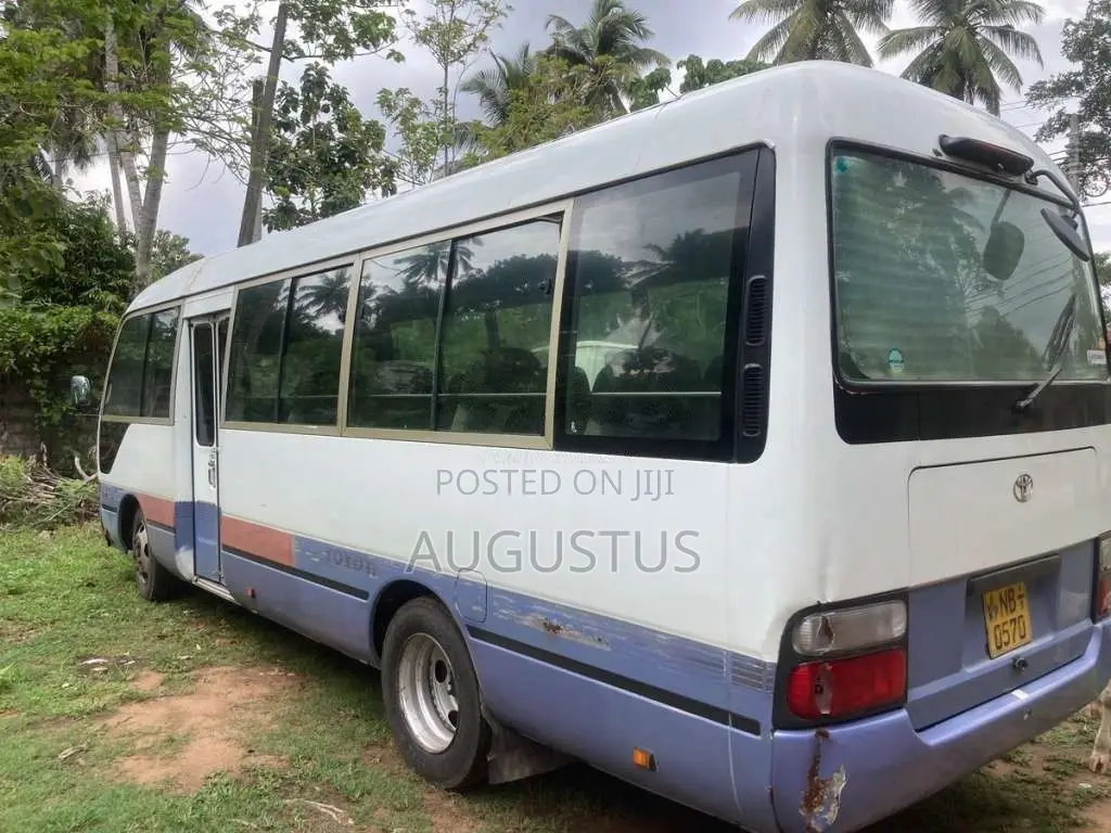 Toyota Coaster 2006 Bus (Used)