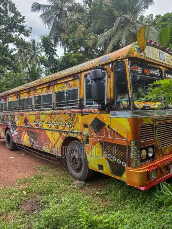 Ashok-Leyland Viking 2010 Bus (Used)