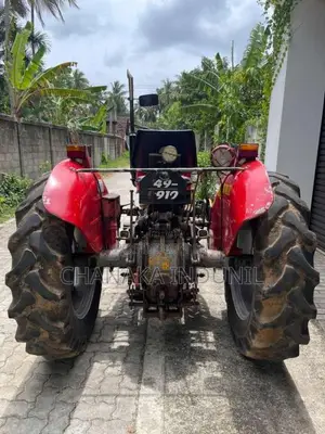 Massey-Ferguson 240 1990 Tractor (Used)