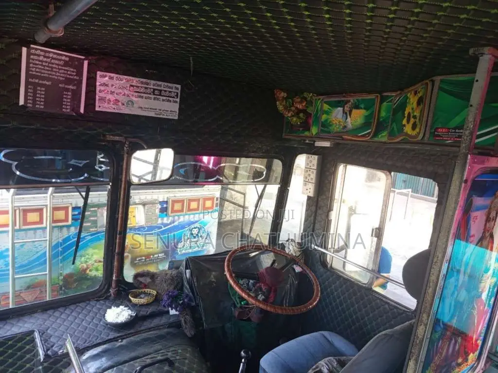 Ashok-Leyland Ruby 2002 Bus (Used)
