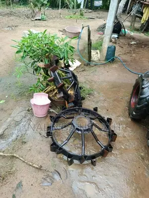 Other Sifang 2010 Tractor (Used)
