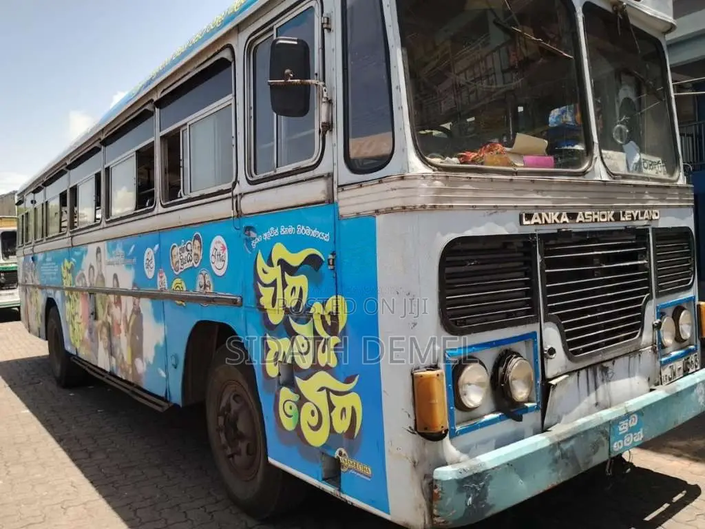 Ashok-Leyland Ruby 2005 Bus (Used)