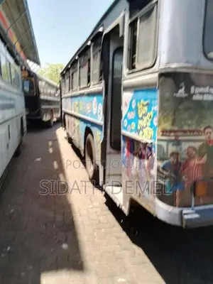 Ashok-Leyland Ruby 2005 Bus (Used)