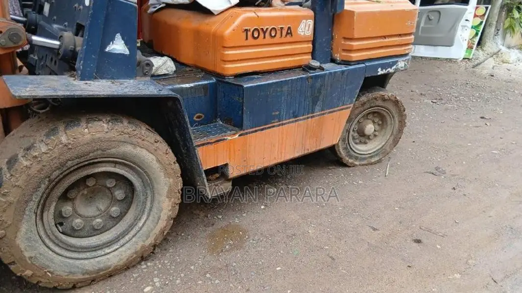 Toyota Ton4 2018 Heavy-Duty (Used)