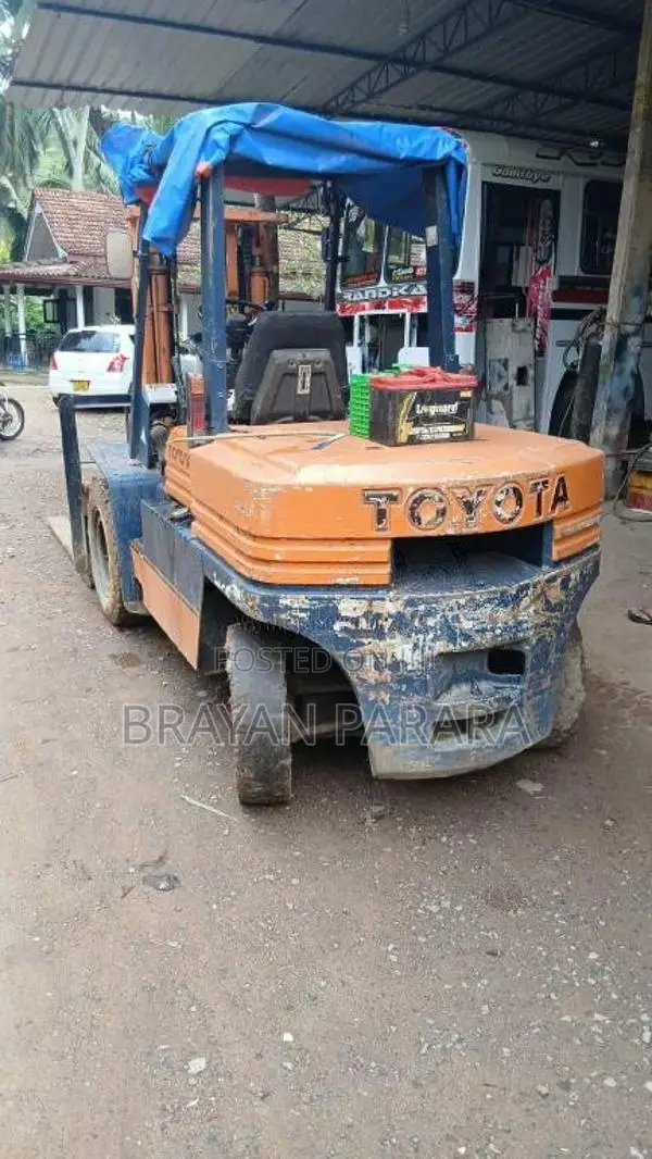 Toyota Ton4 2018 Heavy-Duty (Used)