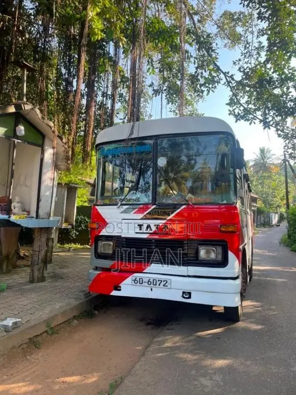 Tata 909 1988 Bus (Used)