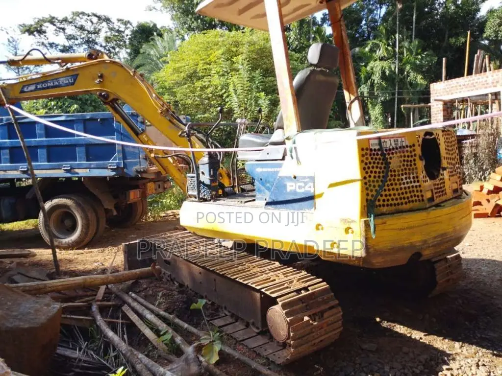 Komatsu PC 40 2014 Heavy-Duty (Used)