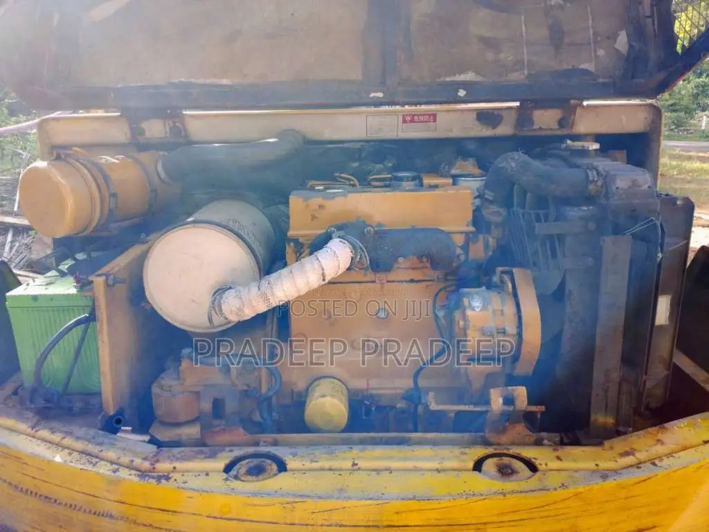 Komatsu PC 40 2014 Heavy-Duty (Used)