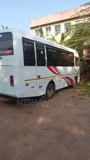 Eicher Seat 28 2017 Bus (Used)