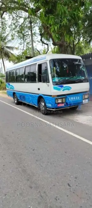 Mitsubishi Rosa 1990 Bus (Used)