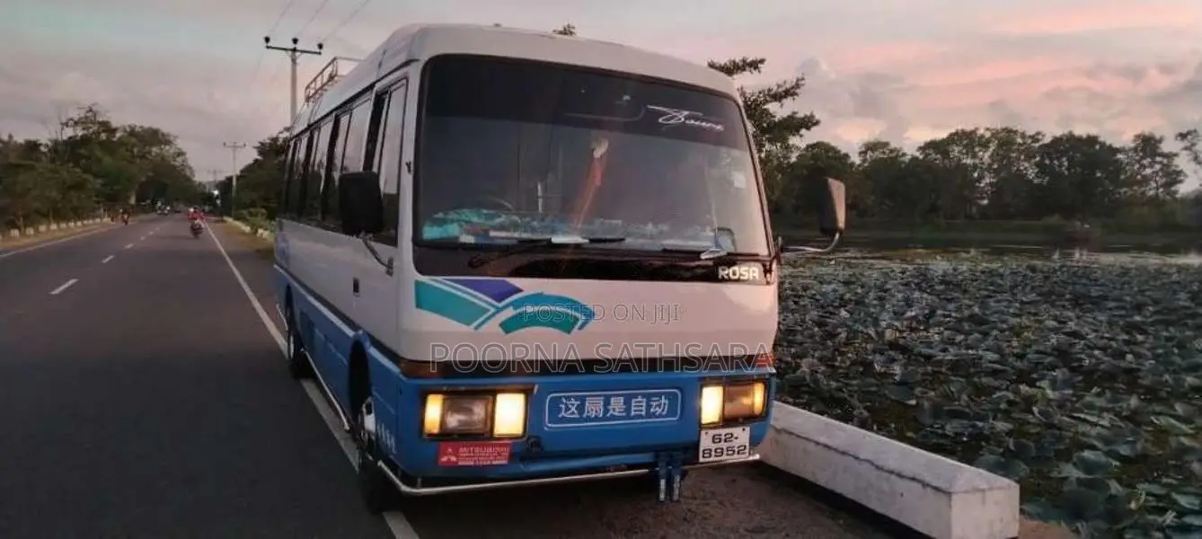 Mitsubishi Rosa 1990 Bus (Used)