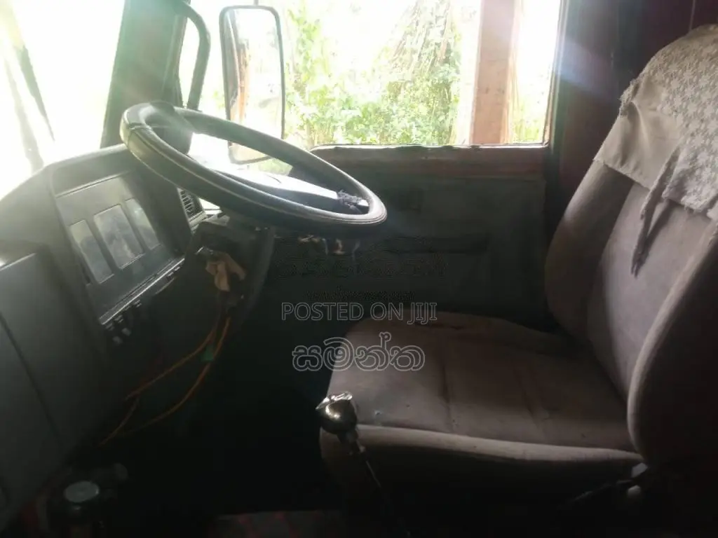 Tata 909 2012 Lorry (Used)