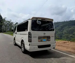 Toyota KDH 2007 Van (Used)
