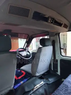 Toyota Shell 1988 Van (Used)