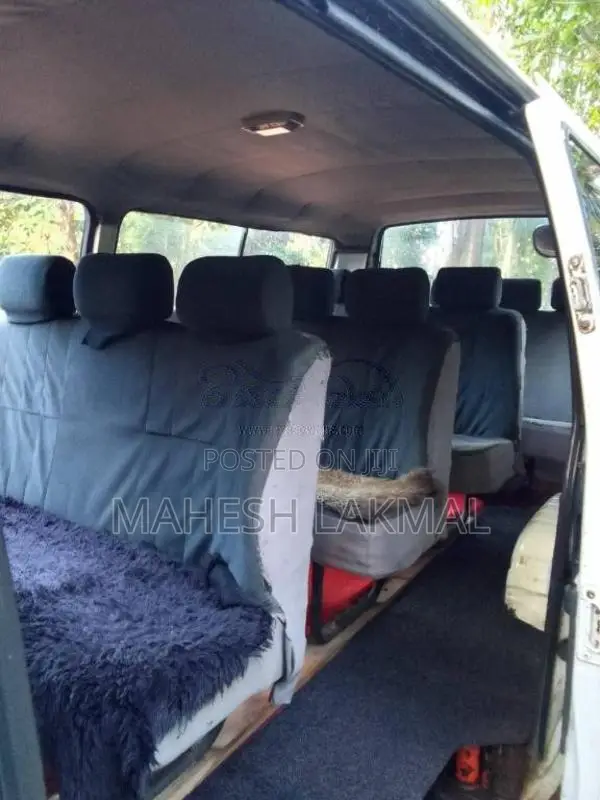 Toyota Shell 1988 Van (Used)