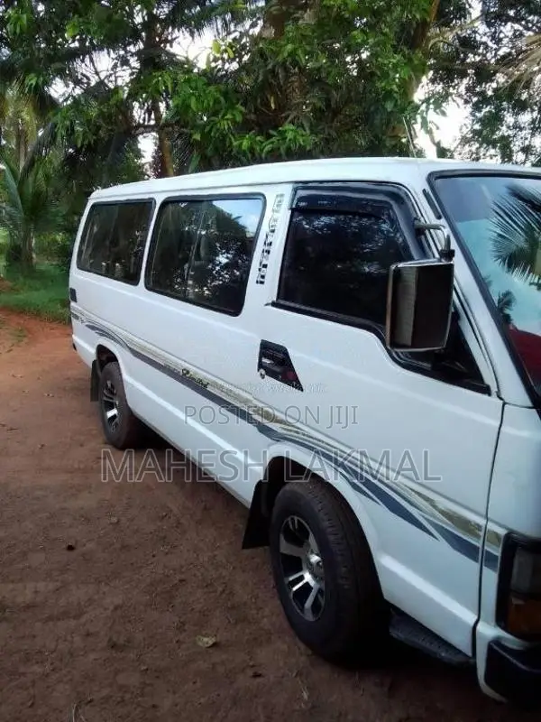 Toyota Shell 1988 Van (Used)