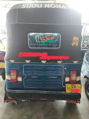 Bajaj Re 2010 Three Wheel (Used)