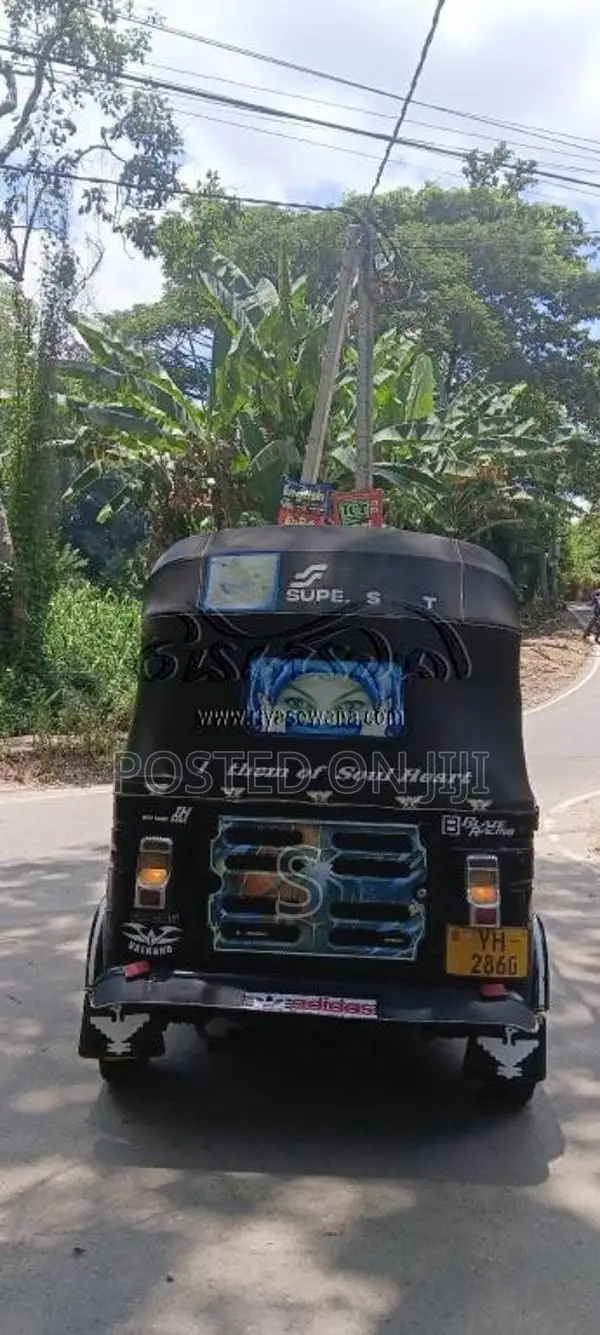 Bajaj RE 2010 Three Wheel (Used)