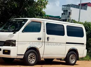 Nissan Caravan E25 2002 Van (Used)
