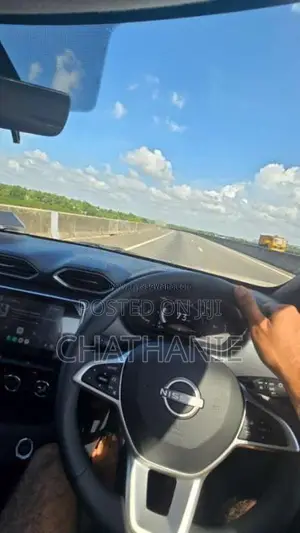 Nissan Magnite TURBO CVT 2025 SUV (Used)