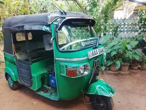 Bajaj RE 205 2012 Three Wheel (Used)