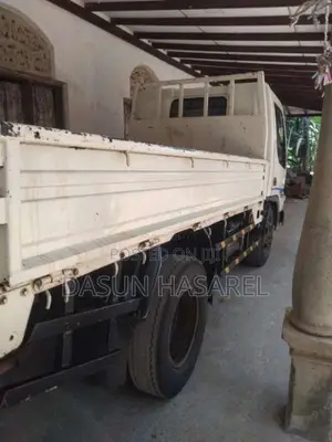 Mazda Titan 2000 Lorry (Used)