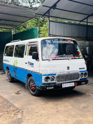 Nissan Caravan 1982 Van (Used)