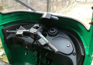 Bajaj RE 205 2011 Three Wheel (Used)