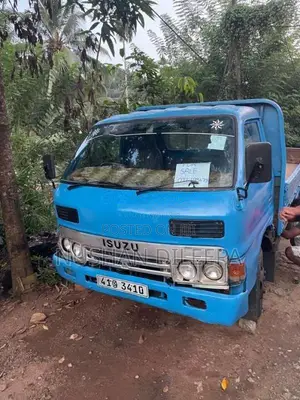 Isuzu 350 1981 Lorry (Used)