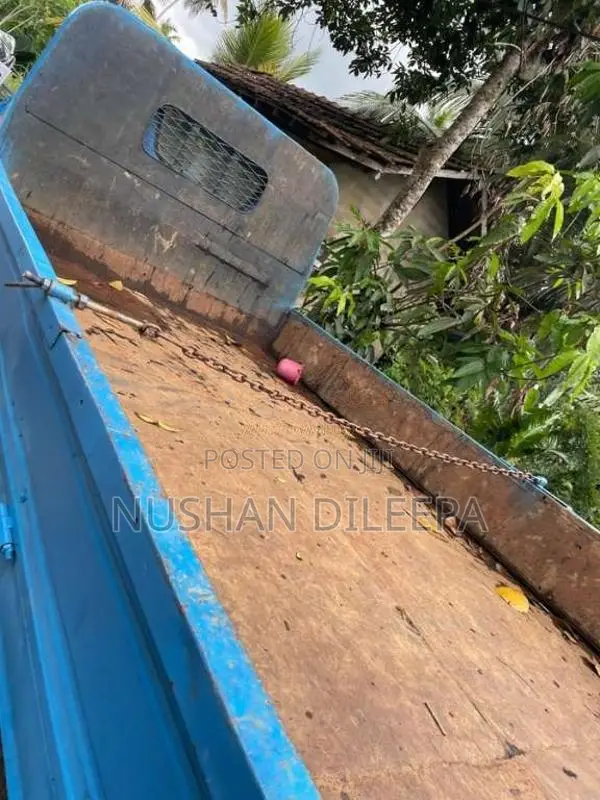 Isuzu 350 1981 Lorry (Used)