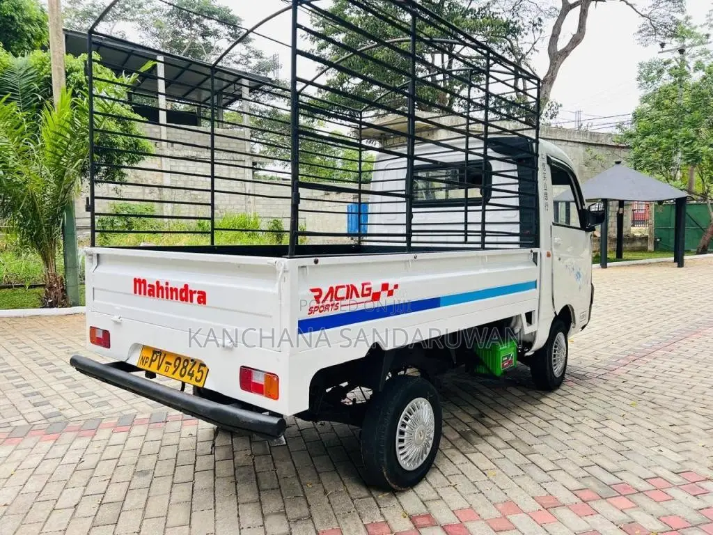 Mahindra Maxximo 2013 Lorry (Used)