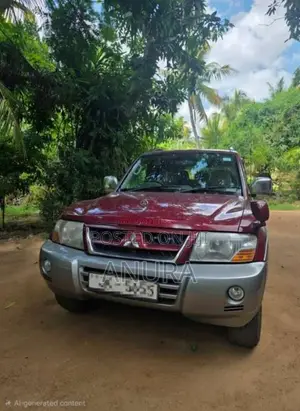 Mitsubishi Montero 2004 SUV (Used)
