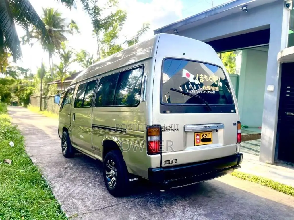 Nissan Caravan 1997 Van (Used)