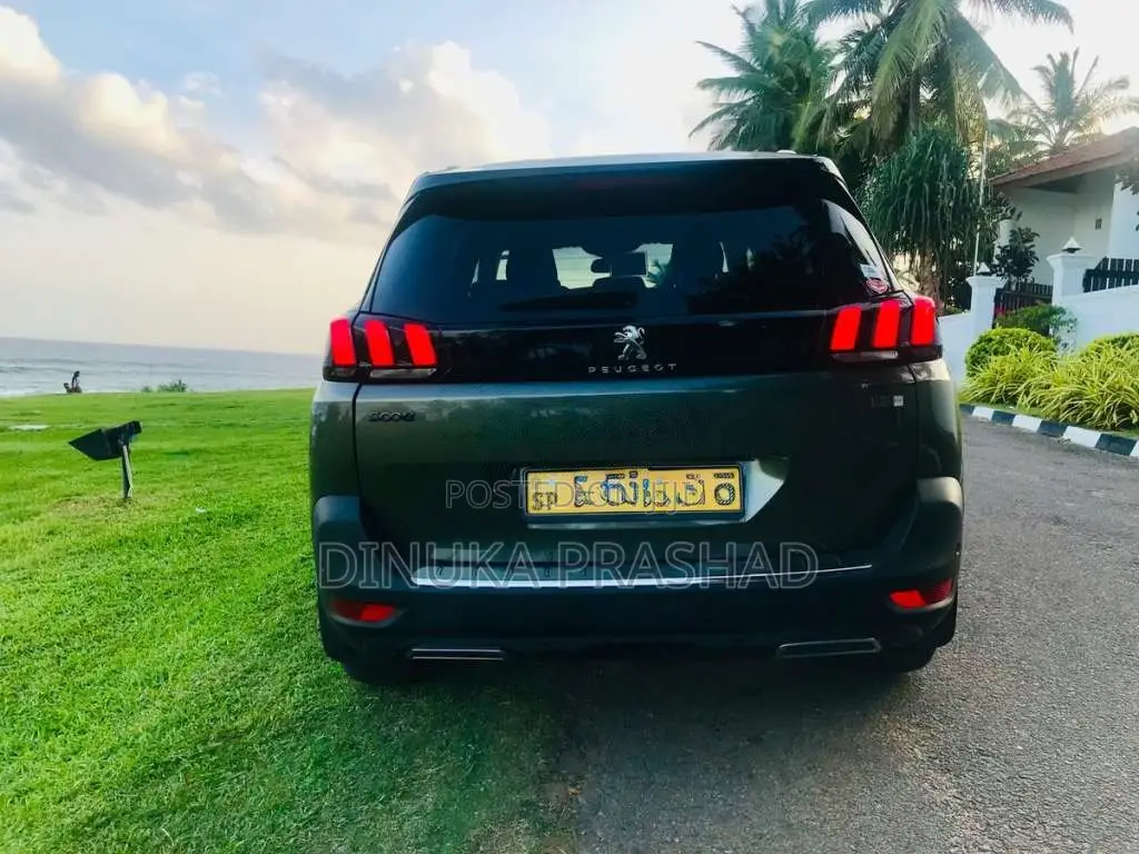 Peugeot 5008 2018 SUV (Used)