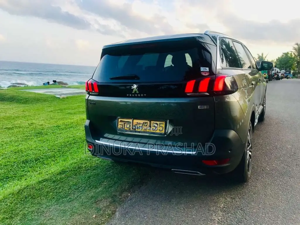 Peugeot 5008 2018 SUV (Used)
