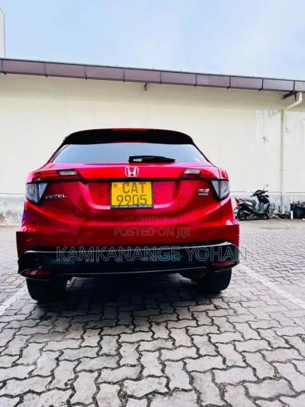 Honda Vezel RS SENSING 2017 SUV (Used)