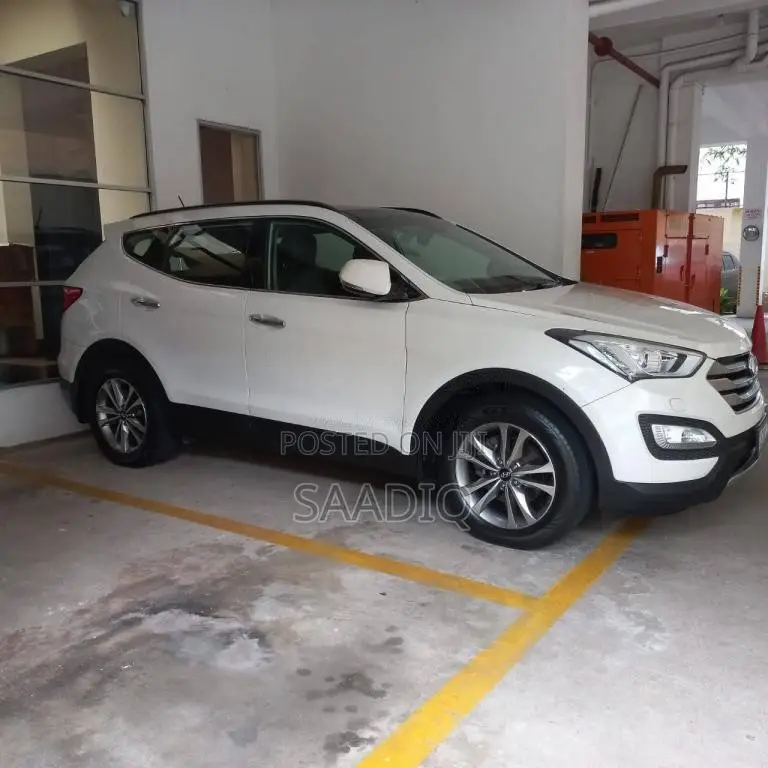 Hyundai Santa Fe 2015 SUV (Used)