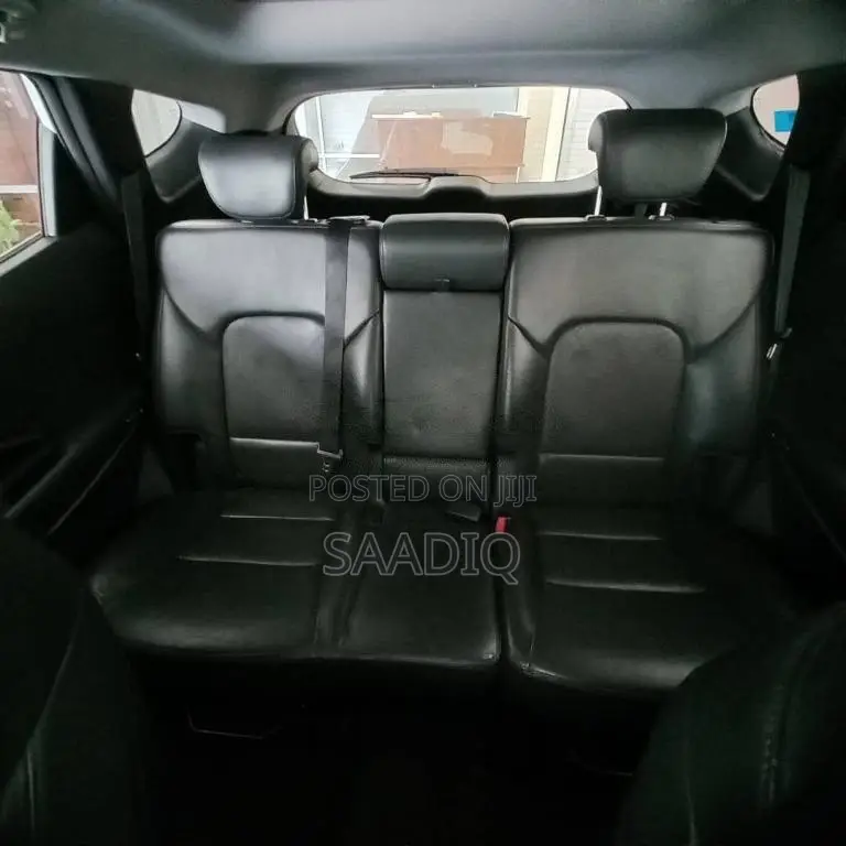 Hyundai Santa Fe 2015 SUV (Used)