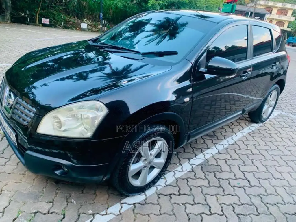 Nissan Qashqai 2010 SUV (Used)