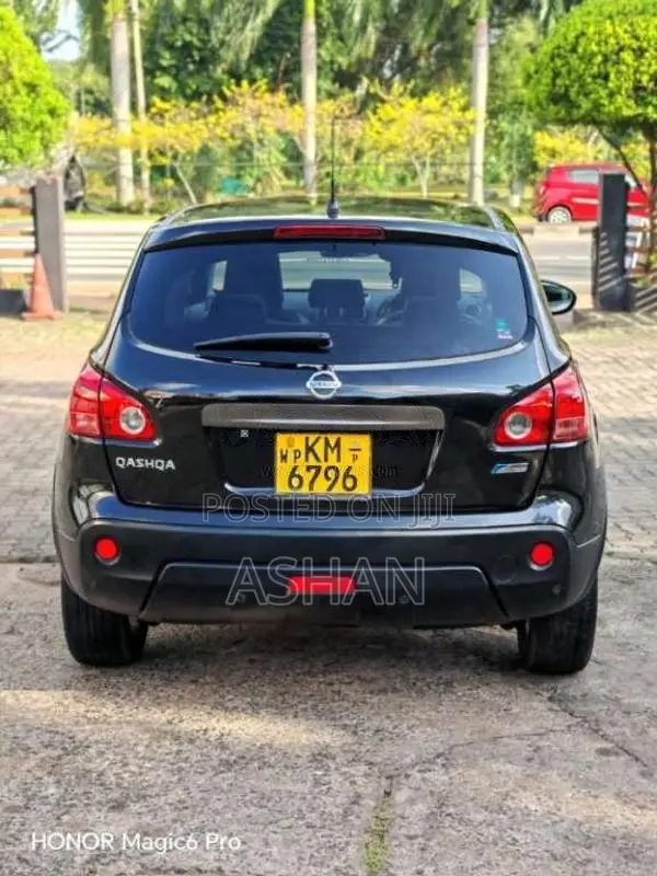 Nissan Qashqai 2010 SUV (Used)