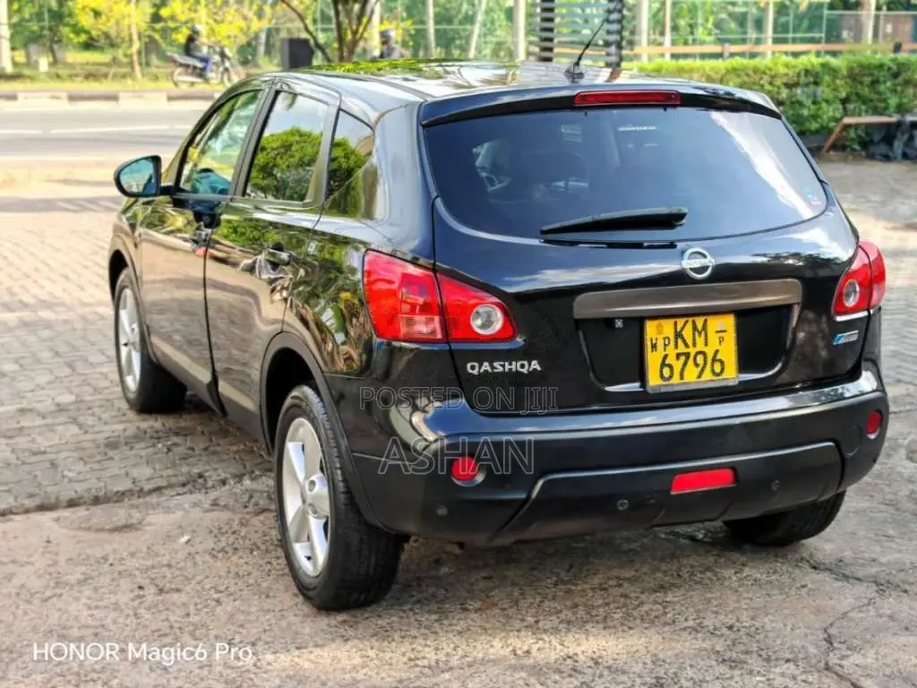 Nissan Qashqai 2010 SUV (Used)