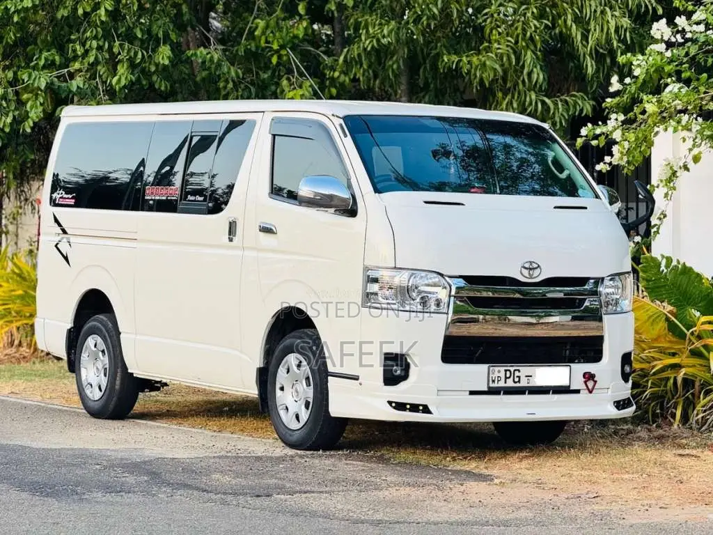 Toyota KDH 201 Super GL 2012 Van (Used)
